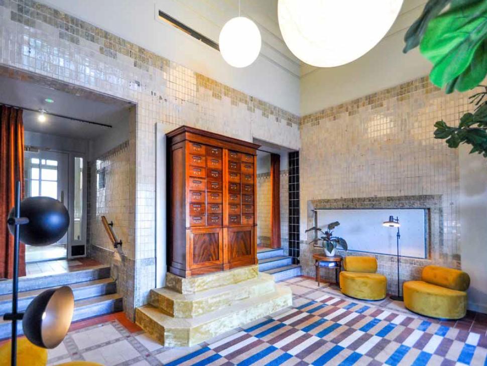 Tegels Lloyd Hotel gerestaureerd en aangevuld in stijl